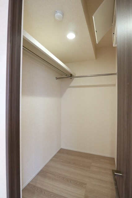 収納　ウォークインクローゼット