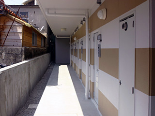 エントランス　現状優先