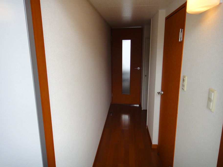 玄関　現状優先