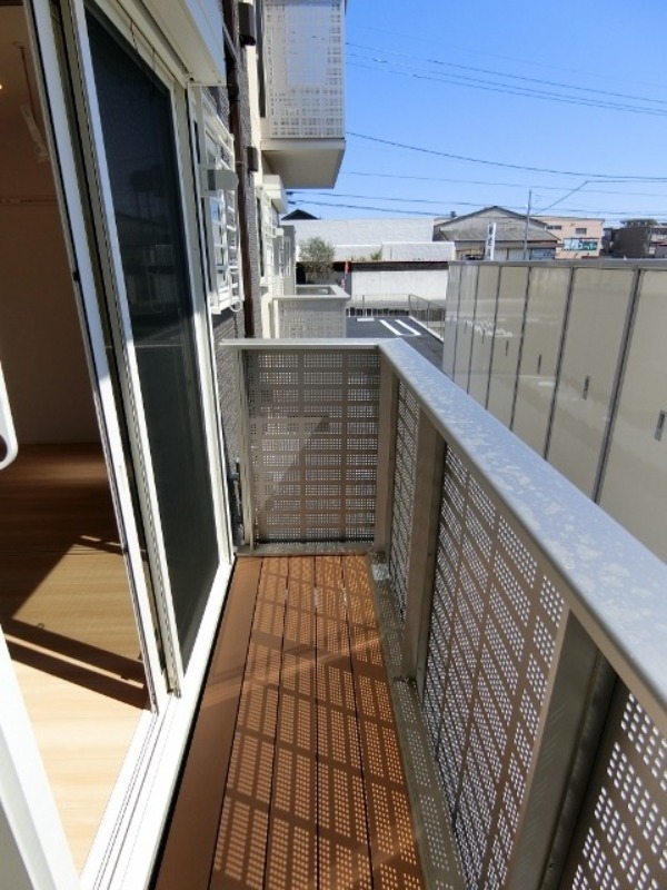 バルコニー　図面と現状に相違がある場合には現状を優先