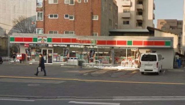 コンビニ　サンクス湘南台文化センター前店（コンビニ）まで712m