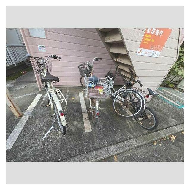 駐車場　駐輪場