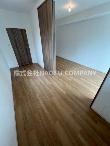 居室・リビング　広々とした洋室です