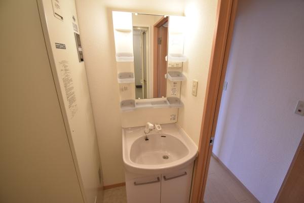 洗面設備　※同物件別室※