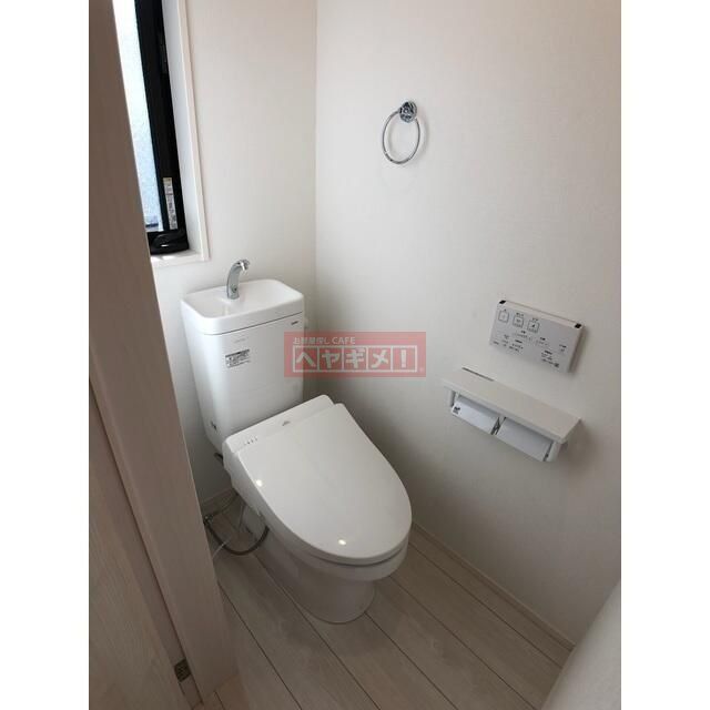 トイレ　トイレ