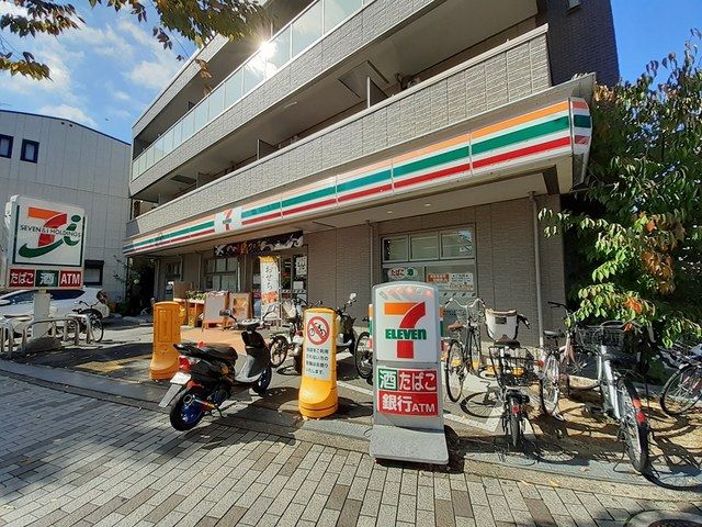コンビニ　セブンイレブン狭山市駅前店様（コンビニ）まで703m