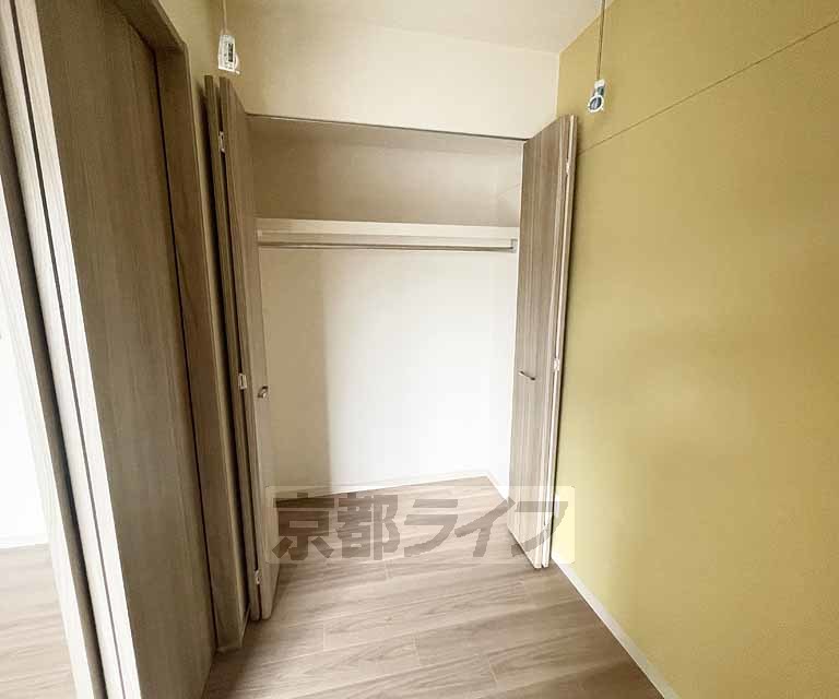 建物外観　・建築中