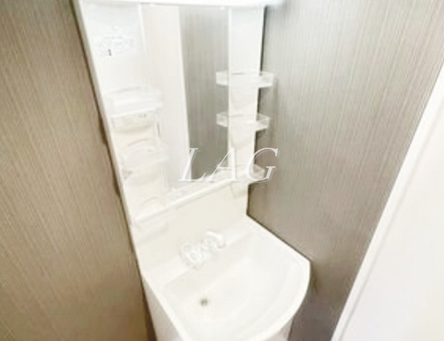 洗面設備　洗面台です。