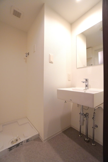 洗面設備　※写真は同タイプ住戸です。