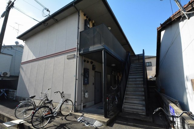 建物外観　インターホンついてます♪