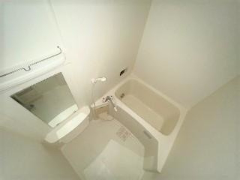 バス・シャワールーム　図面と現状に相違がある場合には現状を優先