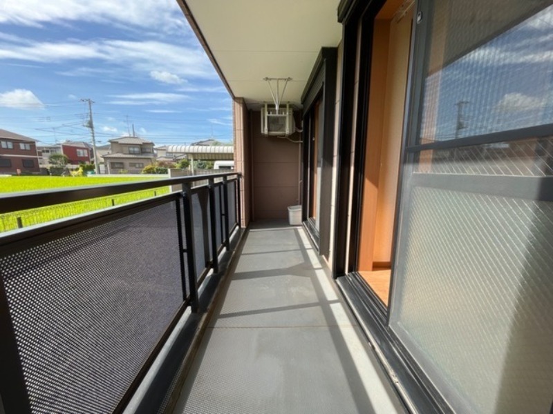 バルコニー　図面と現状に相違がある場合には現状を優先