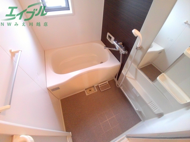 バス・シャワールーム　同型参考写真