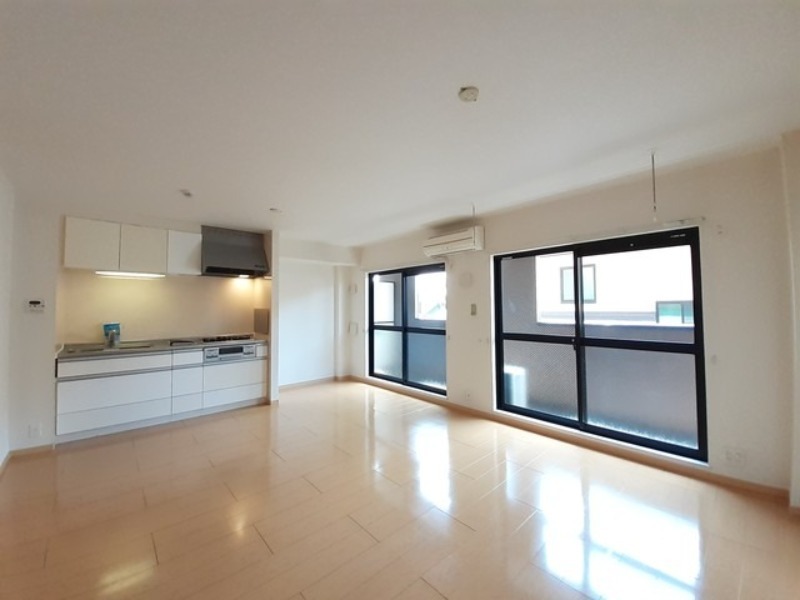 居室・リビング　図面と現状に相違がある場合には現状を優先