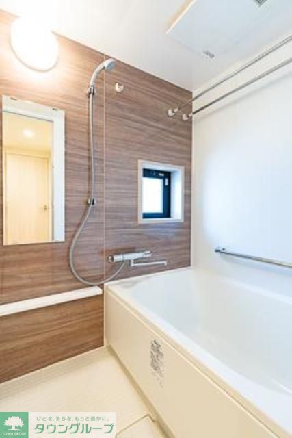 バス・シャワールーム　※写真は同タイプ住戸です。