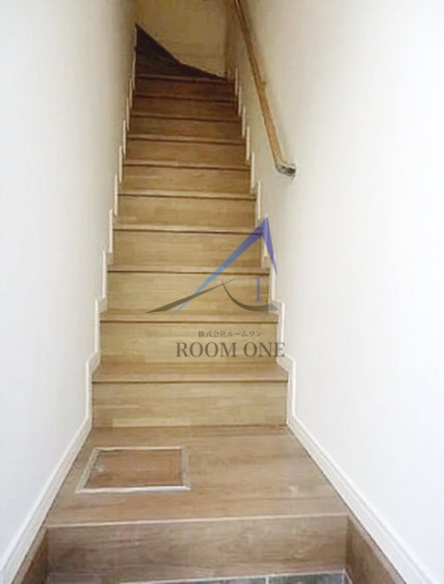 玄関　玄関です。