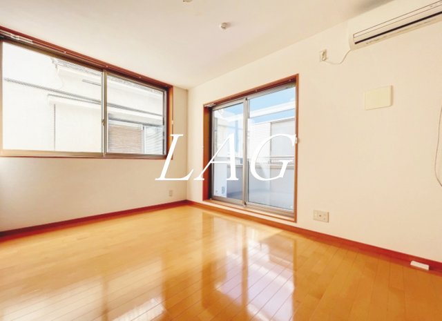 居室・リビング　洋室のお部屋です。