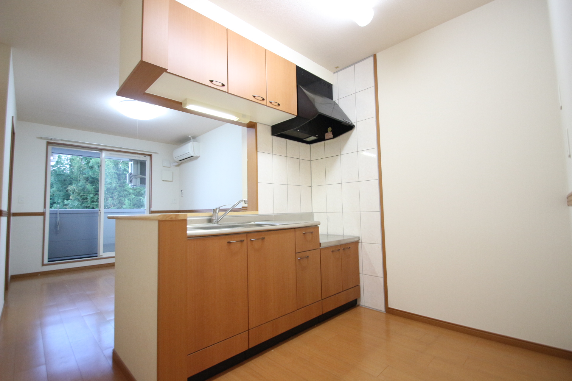 キッチン　同建物別号室