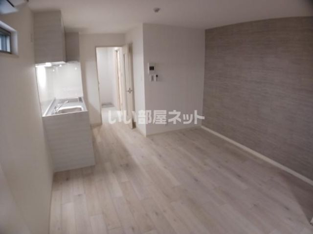 ラモーナ出口の居間写真