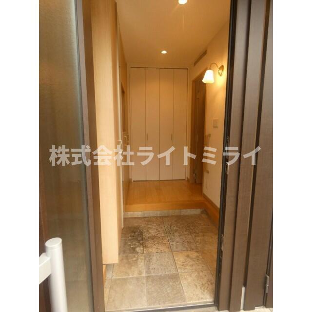 玄関　?