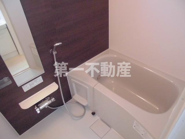 バス・シャワールーム　バス