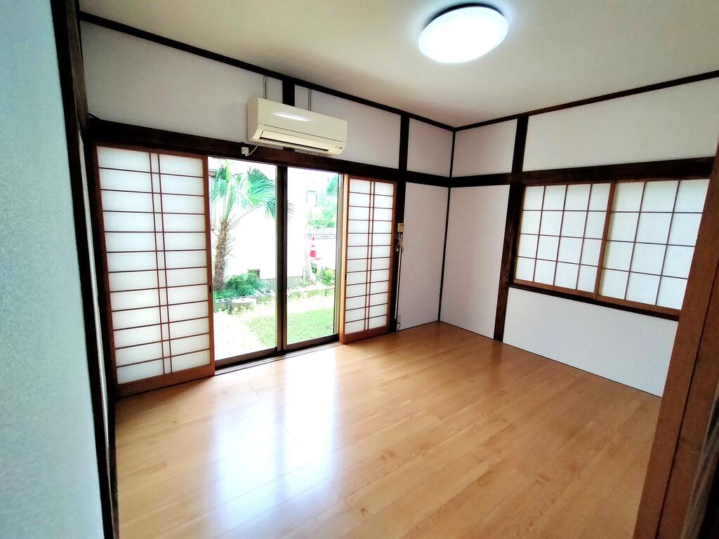 ＪＲ信越本線 群馬八幡駅 徒歩19分 2階建 築53年の居間写真