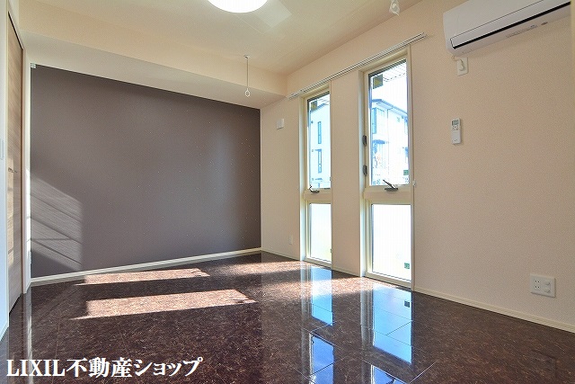 その他　６帖の洋室です。