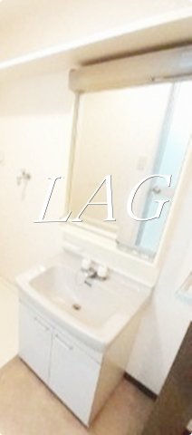 洗面設備　洗面台です。