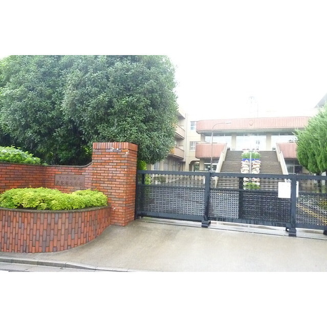 小学校　大谷場小（小学校）まで723m