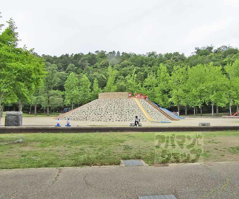 公園　宝が池公園運動施設（公園）まで400m
