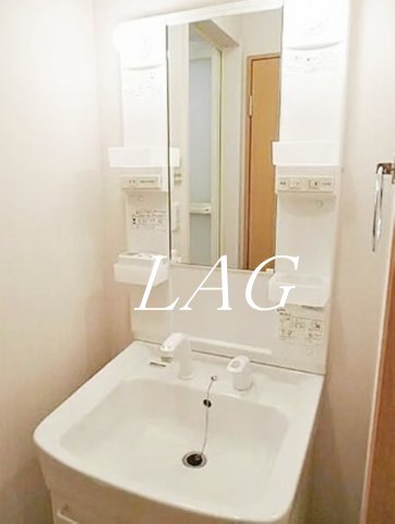 洗面設備　洗面台です。