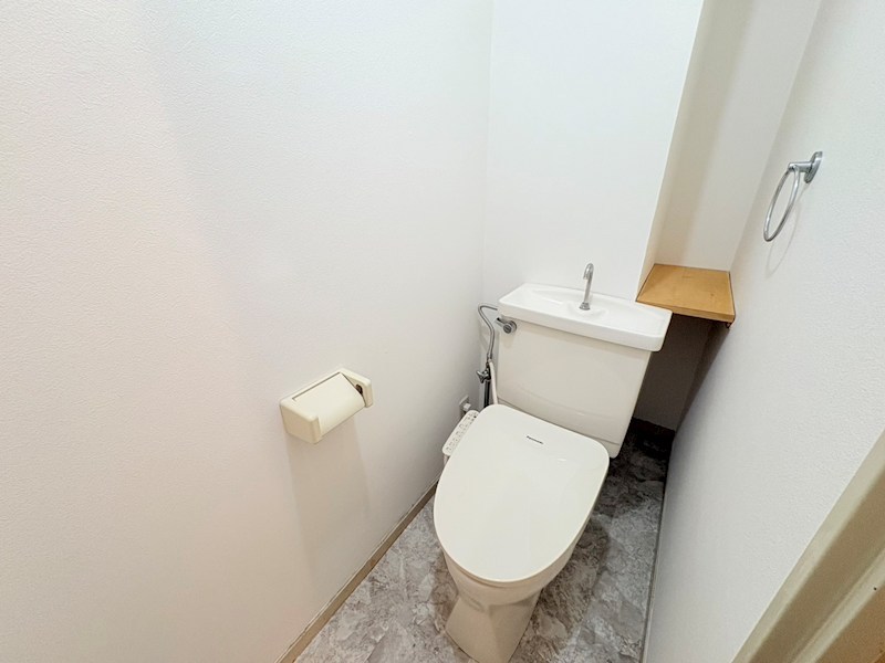 ＪＲ総武本線 都賀駅 徒歩4分 7階建 築39年のトイレ写真