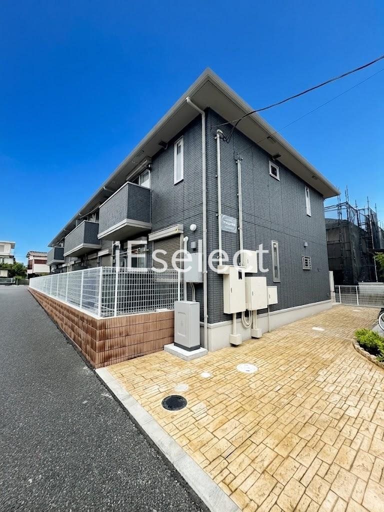 建物外観　閑静な住宅街に立地