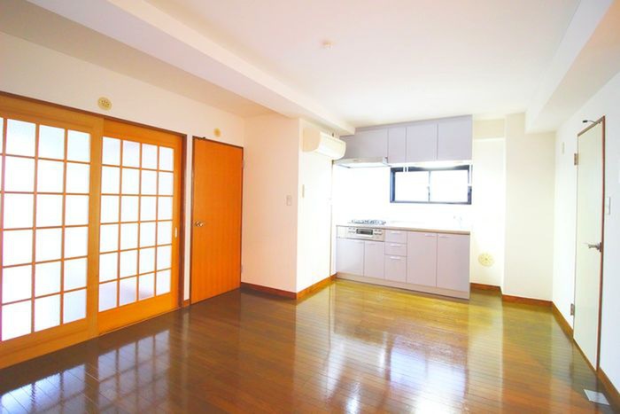 BANGEの居間写真