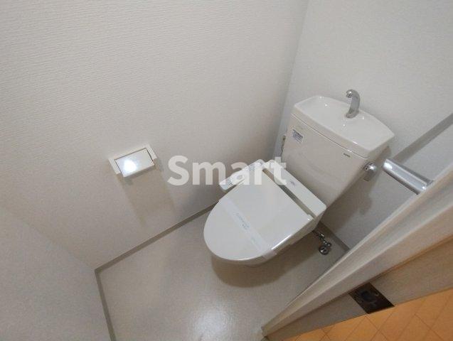 ＪＲ中央線 中野駅 徒歩2分 9階建 築11年のトイレ写真
