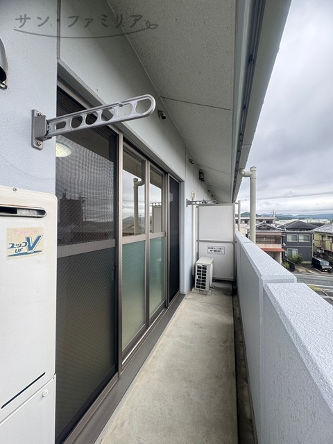 バルコニー　同一物件別部屋写真