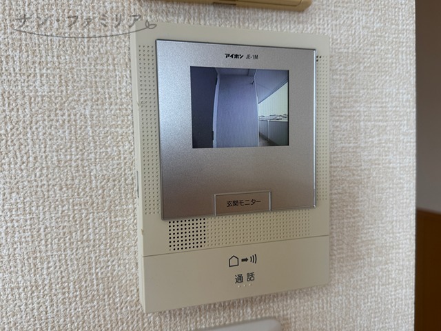 セキュリティ　同一物件別部屋写真