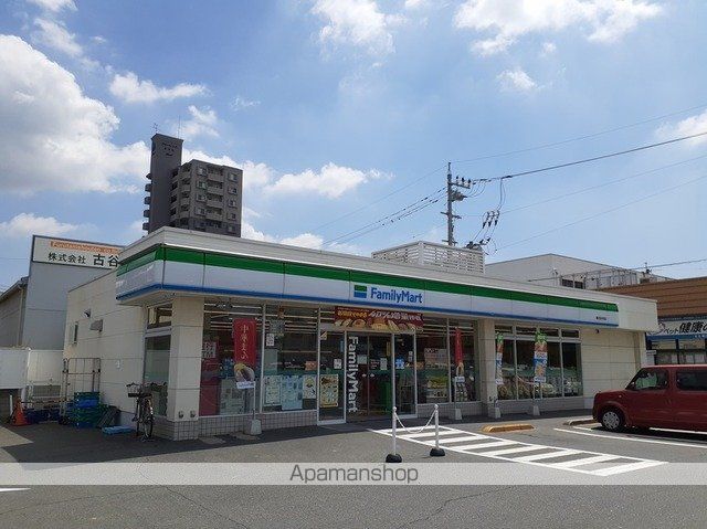 コンビニ　ファミリーマート東古松中央店（コンビニ）まで220m