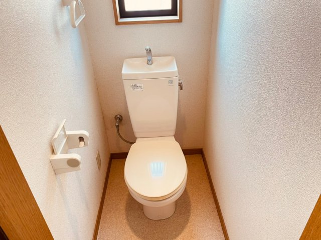ＪＲ中央線 東小金井駅 徒歩10分 2階建 築23年のトイレ写真