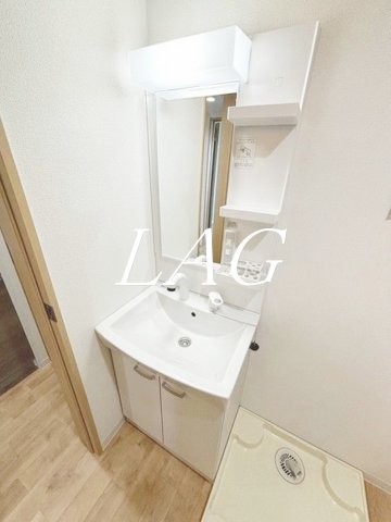 洗面設備　洗面台です。