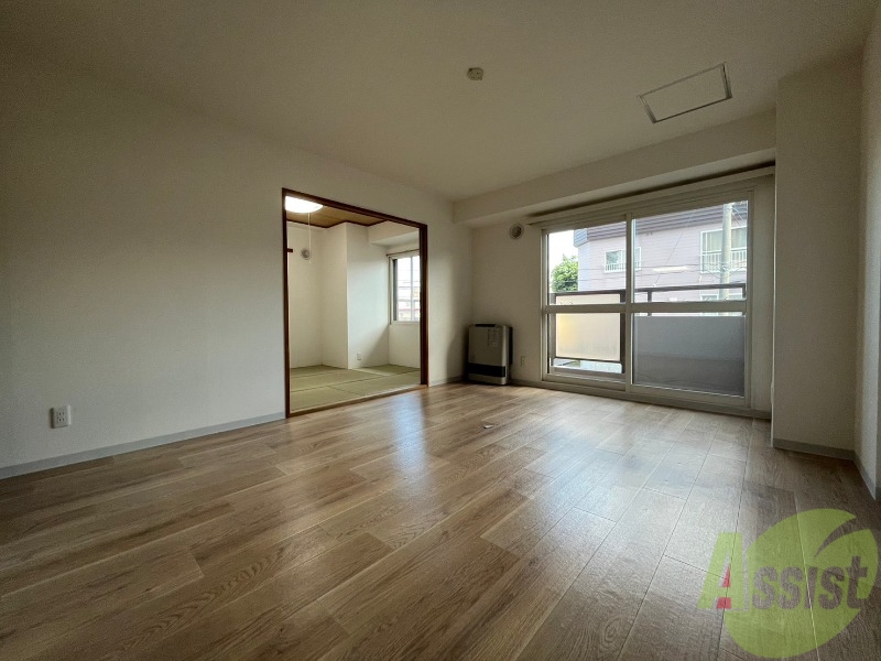 居室・リビング　広くてキレイなお部屋が広がっていて、充実した生活が送れそう。