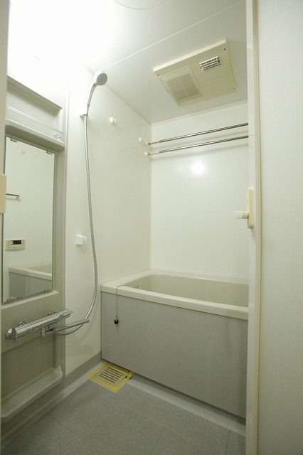 バス・シャワールーム　バス※別部屋参考写真