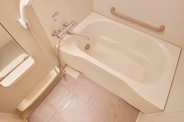 バス・シャワールーム　★お部屋探しはタウンハウジング稲田堤店まで★