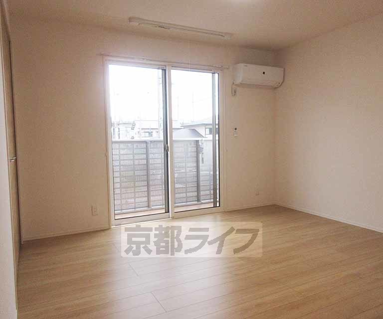 居室・リビング　キレイなお部屋です