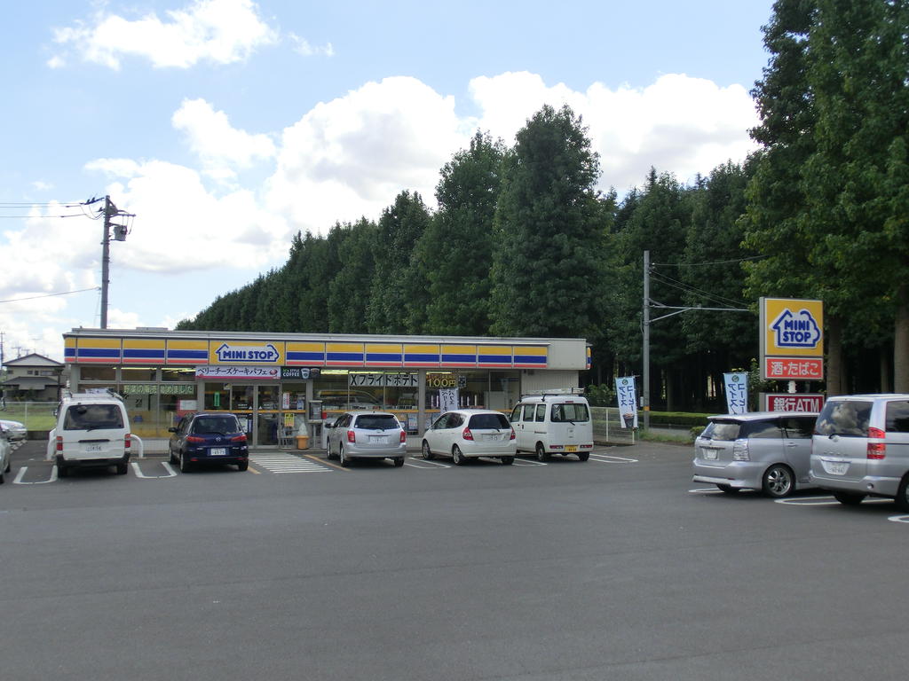 コンビニ　ミニストップつくば高野台店（コンビニ）まで856m