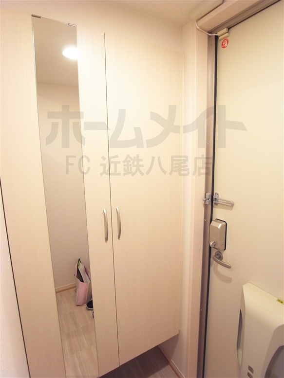 グランアクアの玄関写真