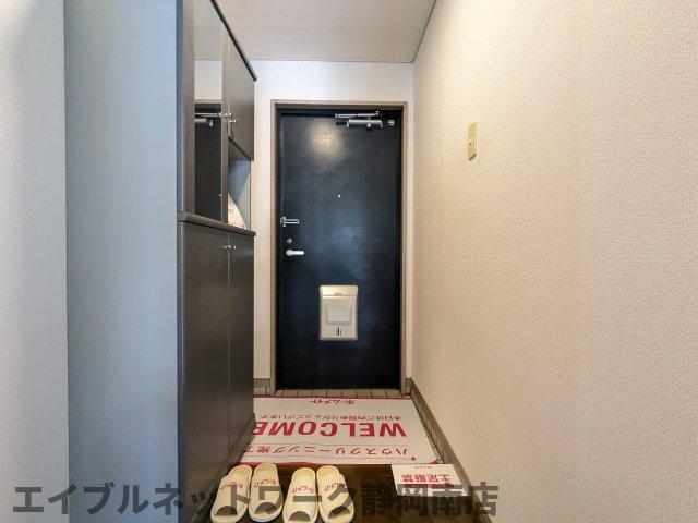 玄関　ゆったりとした玄関です