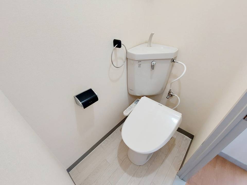 トイレ　トイレ