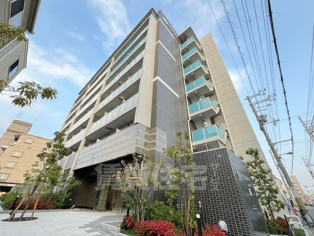 MJC大阪ファインゲートの建物外観