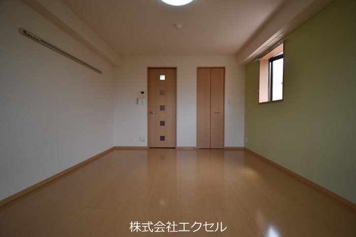 その他部屋・スペース　エアコン付きです。